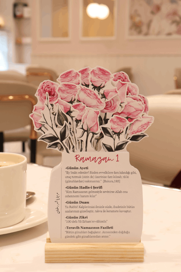 Pembe Gül Temalı Çiçekli Ramazan Takvimi