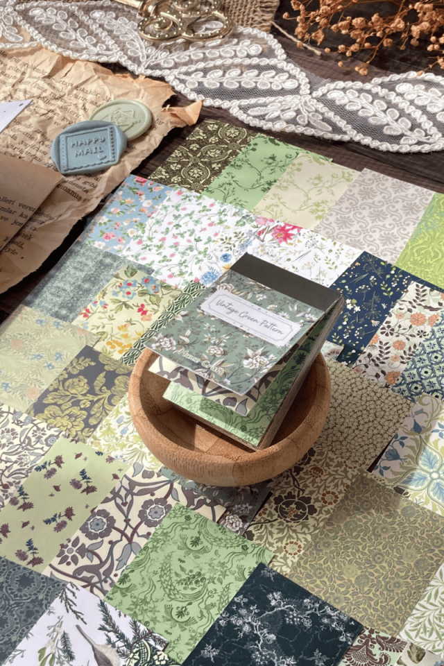 Vintage Yeşil Desen Temalı Sticker Kitapçığı