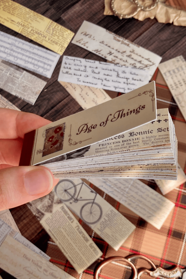 Vintage Gazete / Mektup Temalı Şerit Sticker Kitapçığı