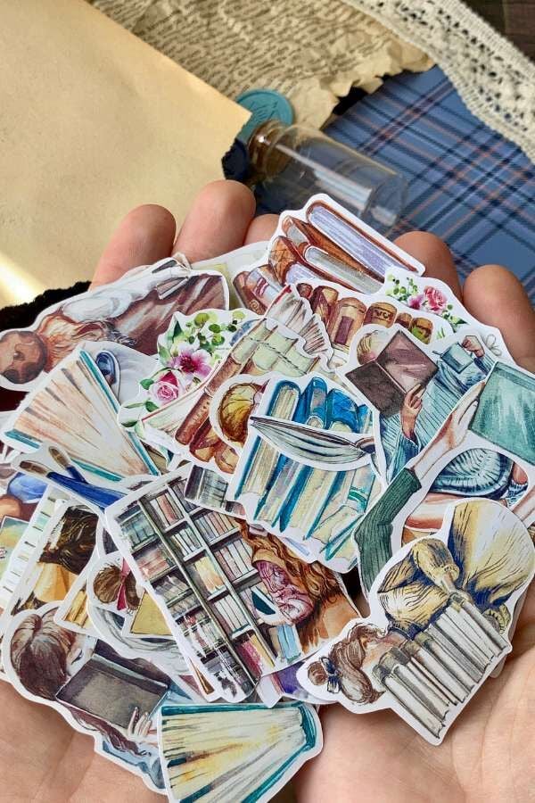 Kutulu Kitap Okuyan Kız Temalı Sticker Seti / Bullet Journal Sticker