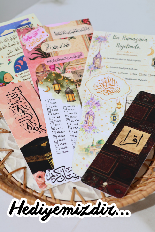 Pleksi Detaylı Dualarla Ramazan Takvimi 30 Günlük İslâmi Ramazan Masa Takvimi