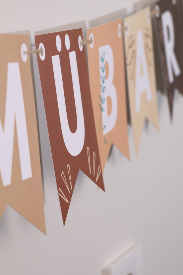 Ramazan Mübarek Yazılı Flama